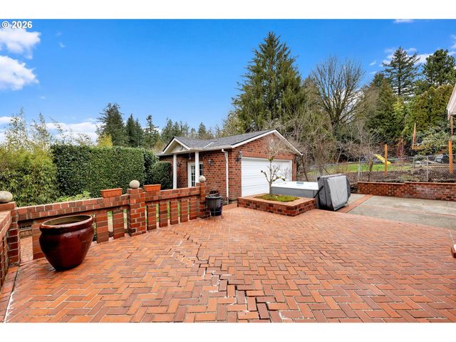5929 Sw TAYLOR St, Portland, OR 97221
