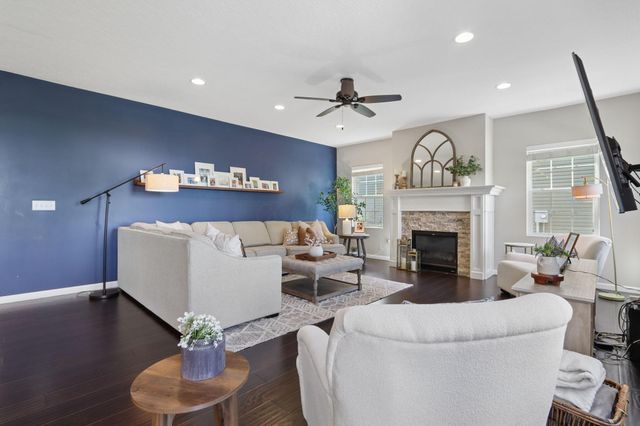 10365 Hazelnut Drive, Plain City, OH 43064