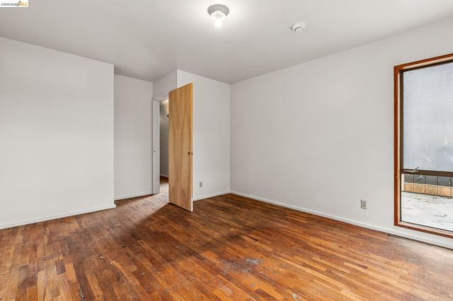 39 Canyon Rd, Berkeley, CA 94704