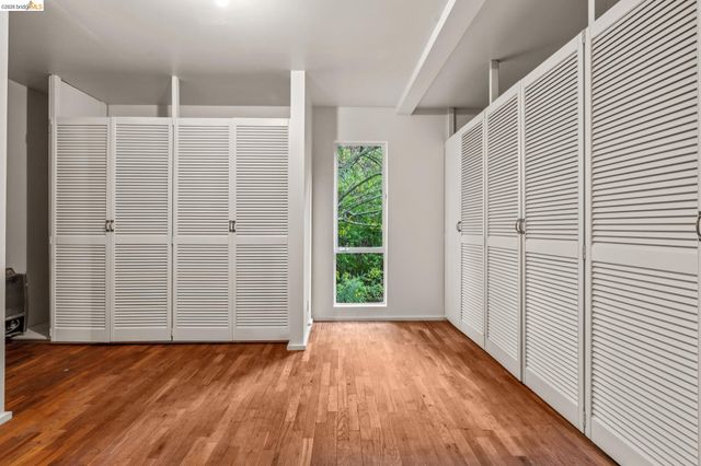 39 Canyon Rd, Berkeley, CA 94704