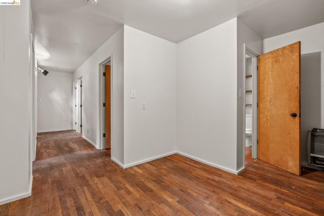 39 Canyon Rd, Berkeley, CA 94704