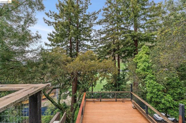 39 Canyon Rd, Berkeley, CA 94704