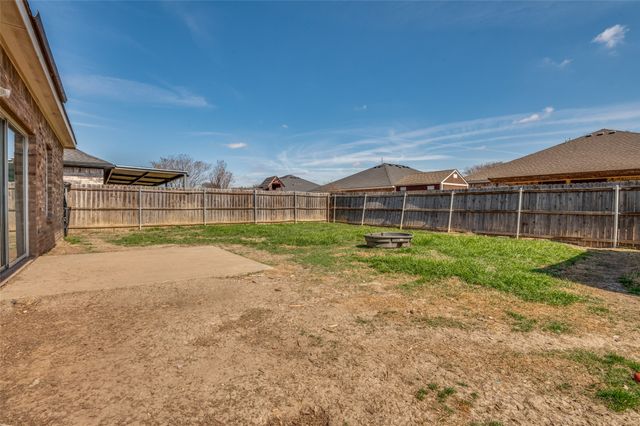 106 Jennie Marie, Ferris, TX 75125