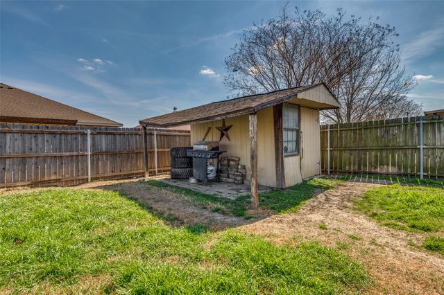 106 Jennie Marie, Ferris, TX 75125