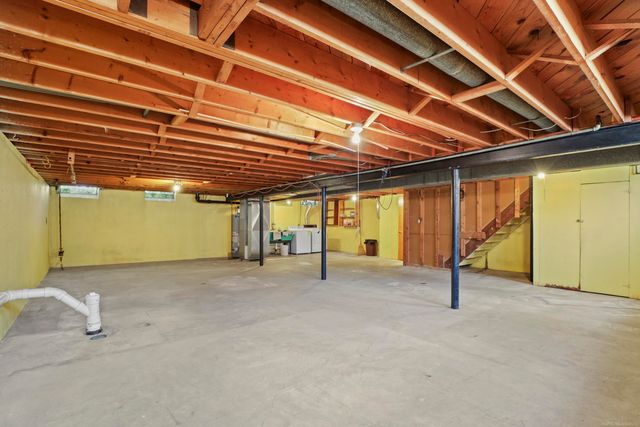 28450 Suburban Drive, Warren, MI 48088