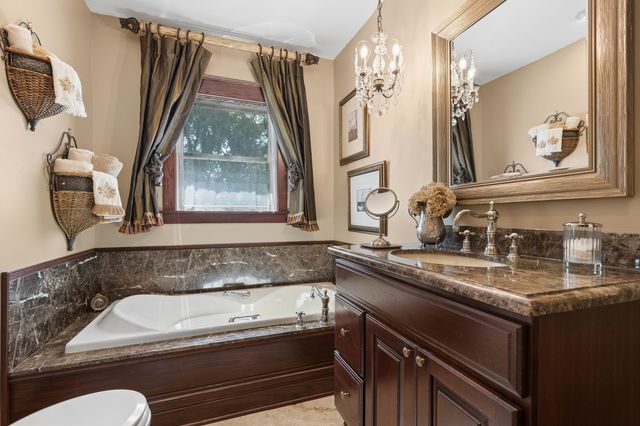 132 N Catherine Street, La Grange, IL 60525