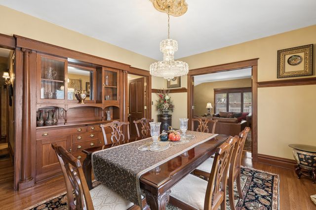 132 N Catherine Street, La Grange, IL 60525