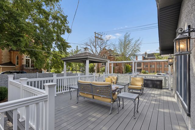 132 N Catherine Street, La Grange, IL 60525