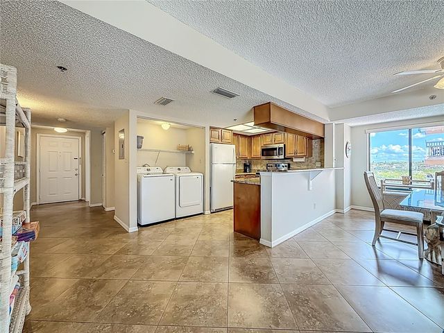 18450 GULF BOULEVARD 401, Indian Shores, FL 33785