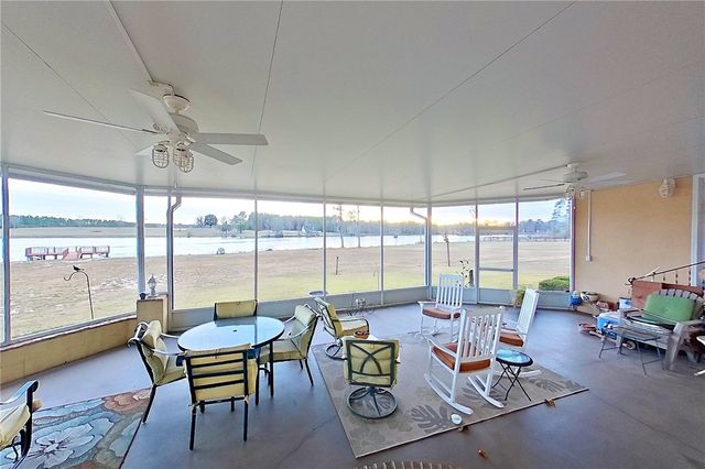 8280 Central Ave, Waycross, GA 31503