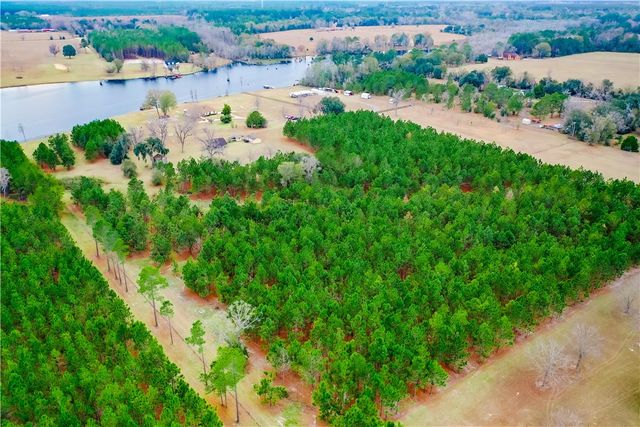 8280 Central Ave, Waycross, GA 31503