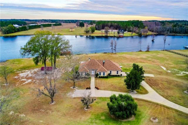 8280 Central Ave, Waycross, GA 31503