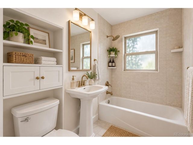 4564 S Pennsylvania St, Englewood, CO 80113