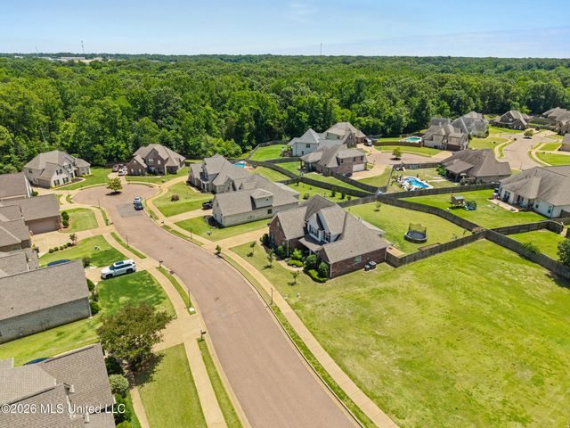 569 Walkers Way, Hernando, MS 38632