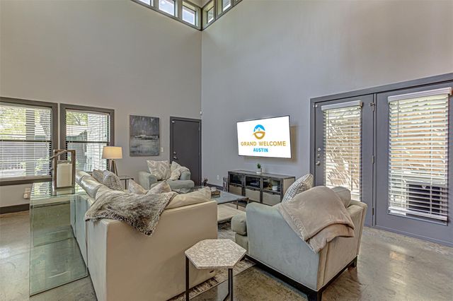 2612 Hidalgo ST, Austin, TX 78702