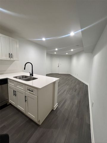 321 E 8th Street 102, Dallas, TX 75203