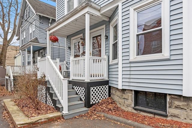 2 Wentworth Ter 2, Malden, MA 02148