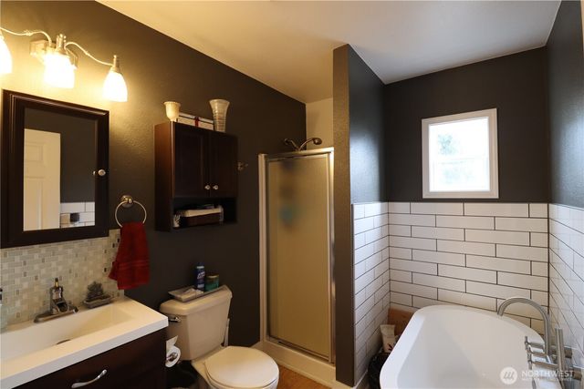 12514 Chain Lake Road, Snohomish, WA 98290