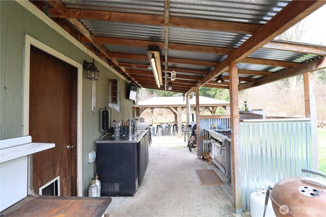 12514 Chain Lake Road, Snohomish, WA 98290