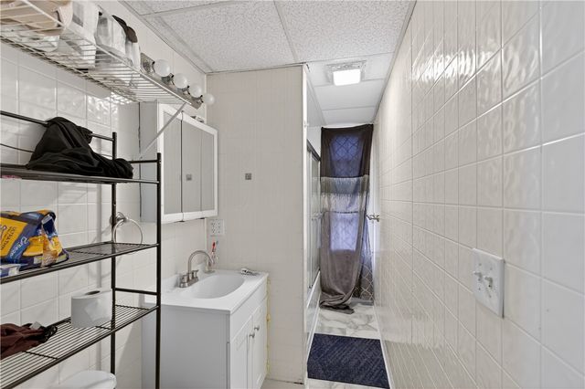 538 Wood Avenue, Woonsocket, RI 02895