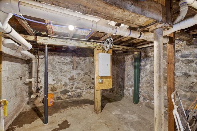 538 Wood Avenue, Woonsocket, RI 02895