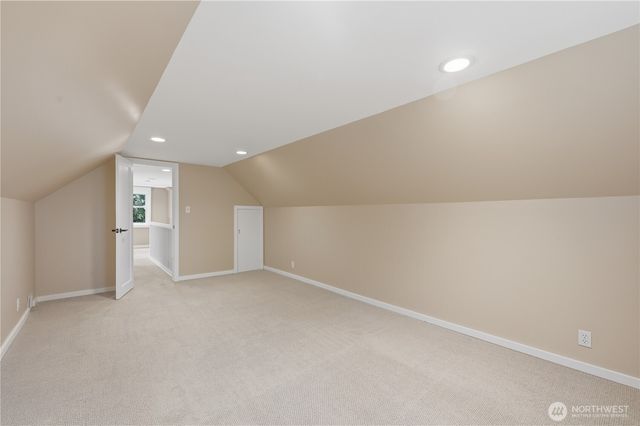 3217 36th Avenue W, Seattle, WA 98199