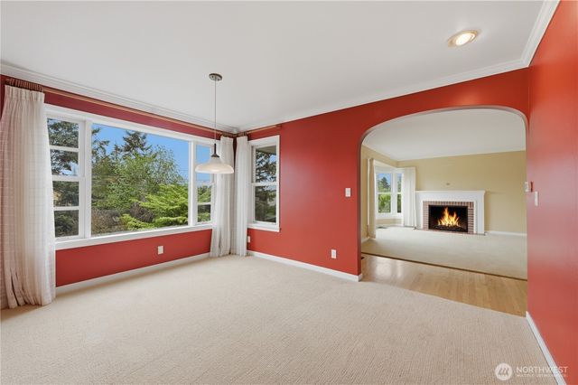 3217 36th Avenue W, Seattle, WA 98199