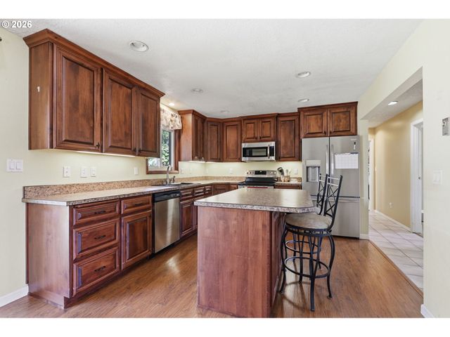 3510 Nw 109TH St, Vancouver, WA 98685