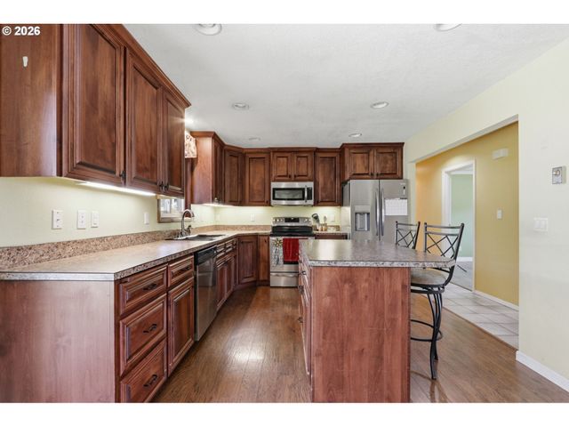 3510 Nw 109TH St, Vancouver, WA 98685