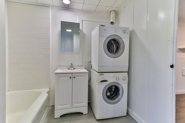 194 Main Street, South Dennis, MA 02660