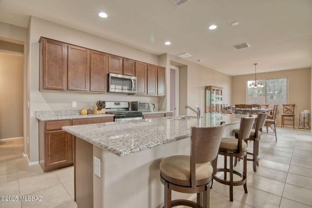 10202 E Civano Wash Trail, Tucson, AZ 85747