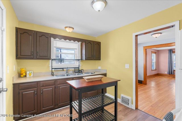 321 Westmoreland Avenue, Lansing, MI 48915