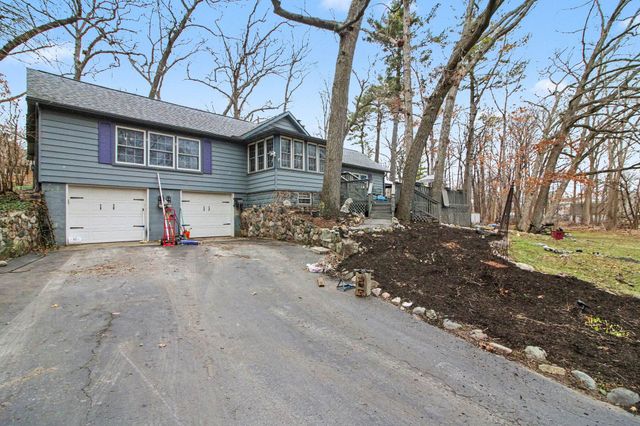 940 Leidich Street, Lake Orion, MI 48362