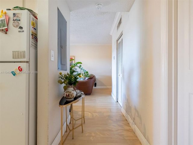 11700 SW 2nd Street 13202, Pembroke Pines, FL 33025