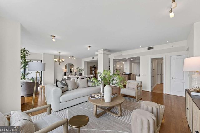 3475 Oak Valley Road NE 2150, Atlanta, GA 30326