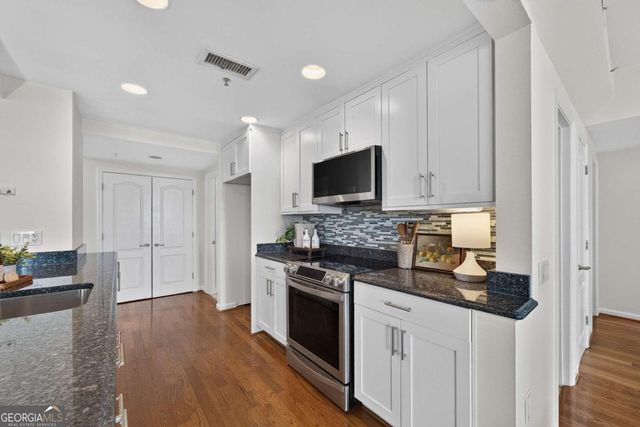 3475 Oak Valley Road NE 2150, Atlanta, GA 30326