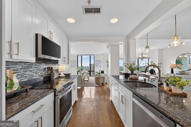 3475 Oak Valley Road NE 2150, Atlanta, GA 30326
