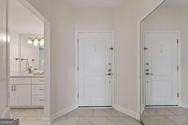 3475 Oak Valley Road NE 2150, Atlanta, GA 30326