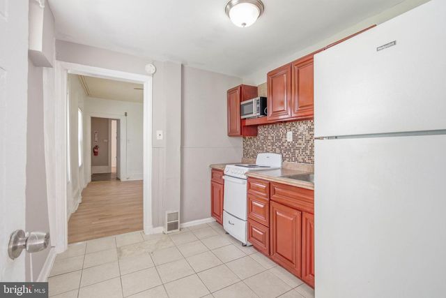 673 N 11TH ST, Philadelphia, PA 19123