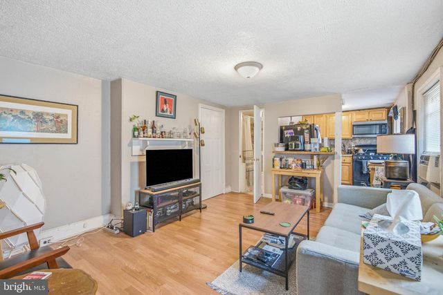 673 N 11TH ST, Philadelphia, PA 19123