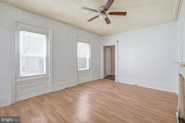 673 N 11TH ST, Philadelphia, PA 19123