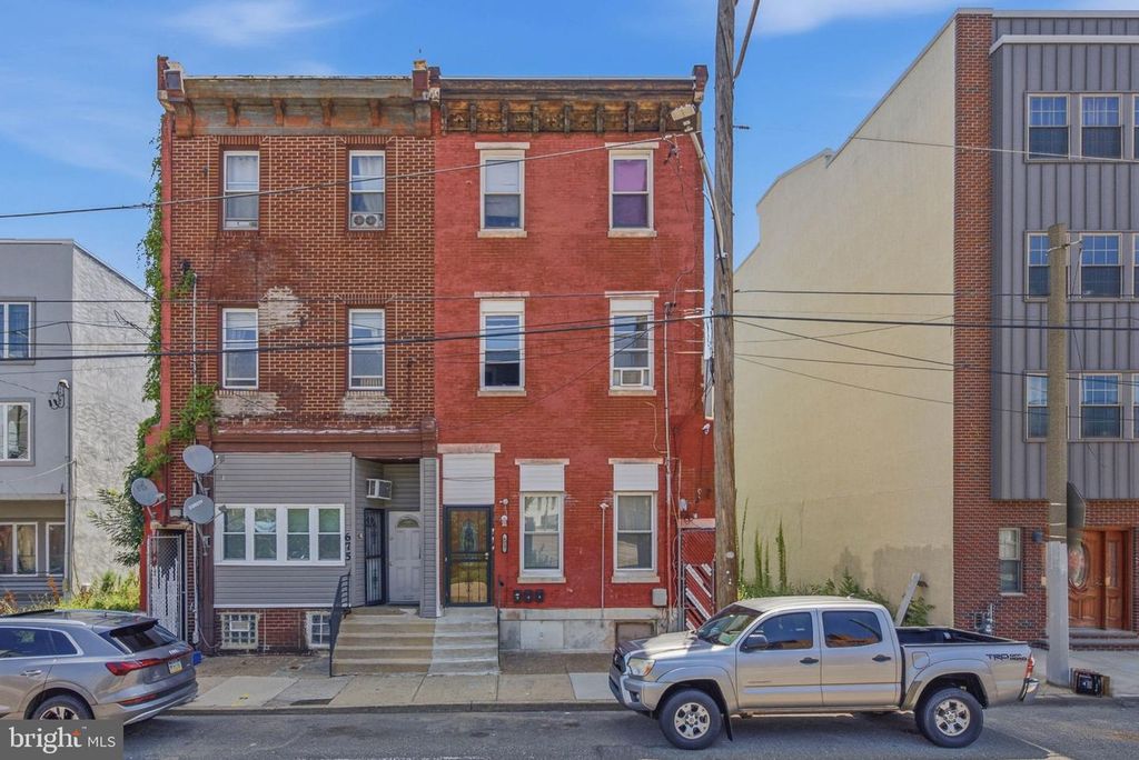 673 N 11TH ST, Philadelphia, PA 19123