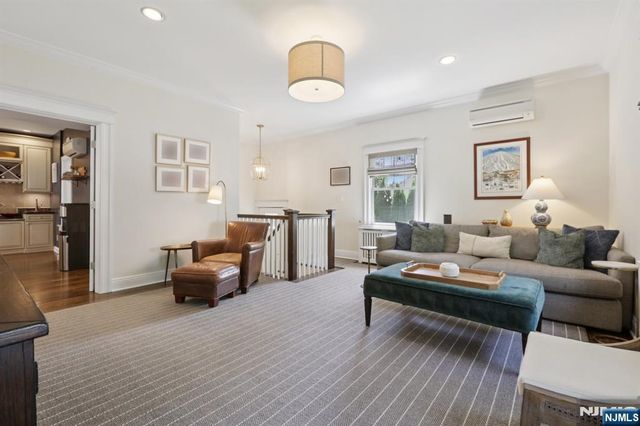 113 Sheridan Avenue, Ho-ho-kus, NJ 07423