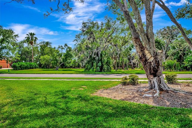 1846 AMBERWYND CIRCLE W, Palmetto, FL 34221