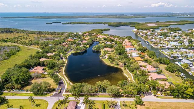 1846 AMBERWYND CIRCLE W, Palmetto, FL 34221
