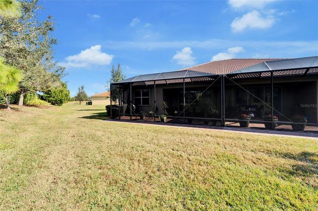 15618 AURORA LAKE CIRCLE, Wimauma, FL 33598