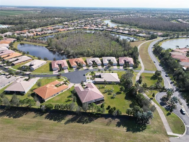 15618 AURORA LAKE CIRCLE, Wimauma, FL 33598