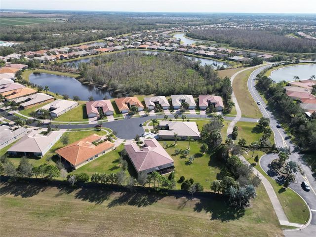 15618 AURORA LAKE CIRCLE, Wimauma, FL 33598