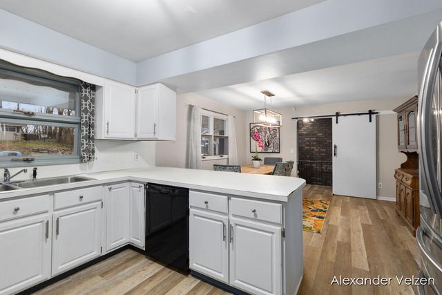 1532 Andover Street, Wyoming, MI 49509