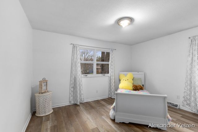 1532 Andover Street, Wyoming, MI 49509